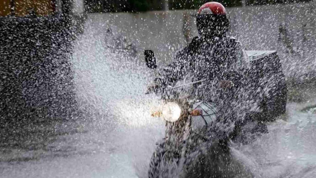 Motor Tidak Menyala Setelah Kebasahan - Cover Mobiilmu By Gicut Smarket