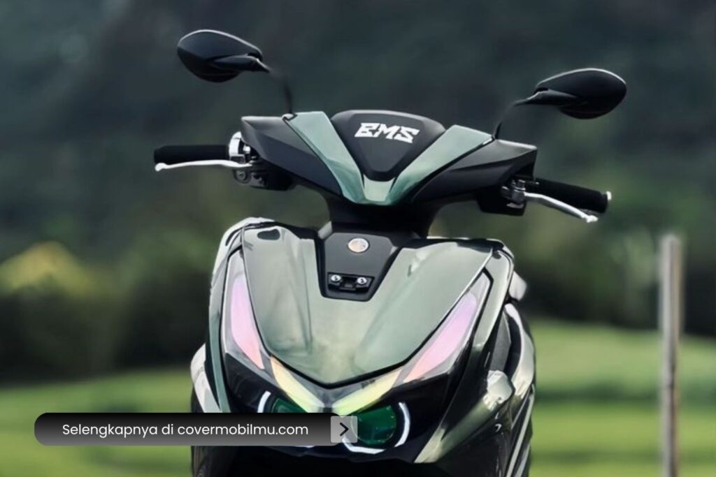 Plus Minus Honda Scoopy Vs Yamaha Freego By Netizen