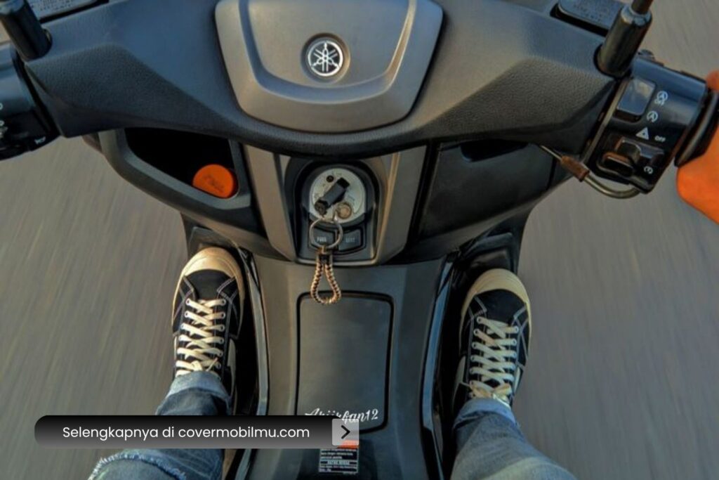 Review Motor NMax legroom